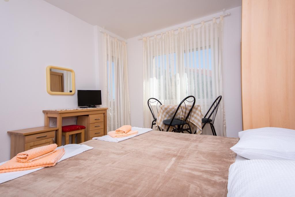 Apartmani Cubela Trogir Kültér fotó