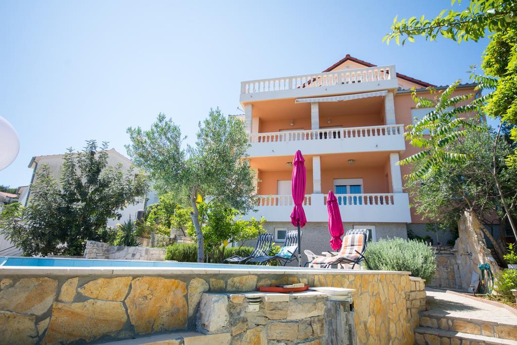 Apartmani Cubela Trogir Kültér fotó